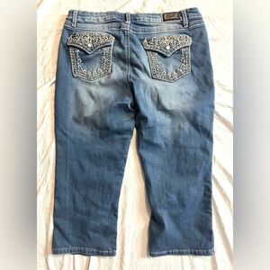 Earl Jean Women's Blue Cropped Jeans with Embellished Pockets Size 15